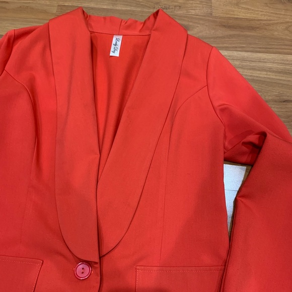 China Red Women’s 1-Button Jacket in Size Small - Picture 2 of 5